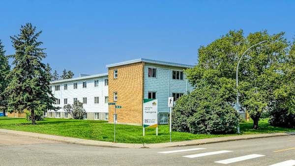 Twinpine property